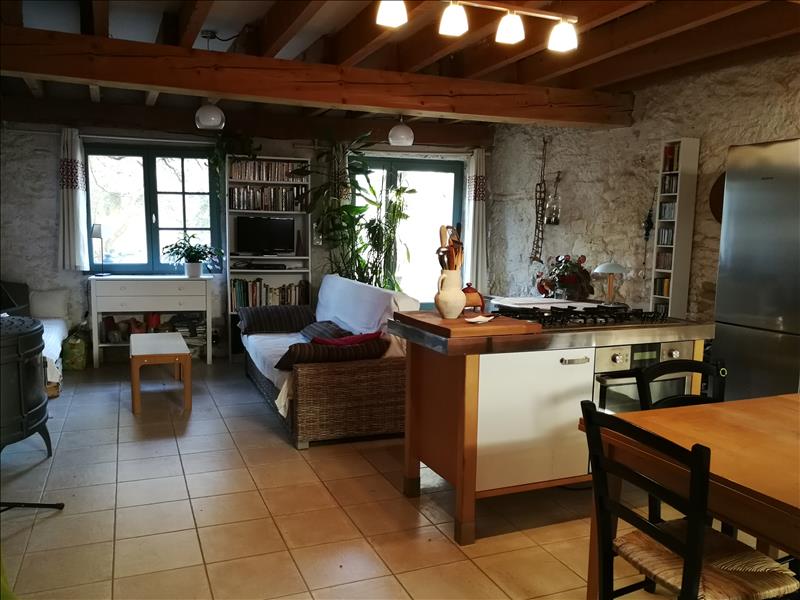 Maison - 3 pièces - 84 m² - AIROUX (11)