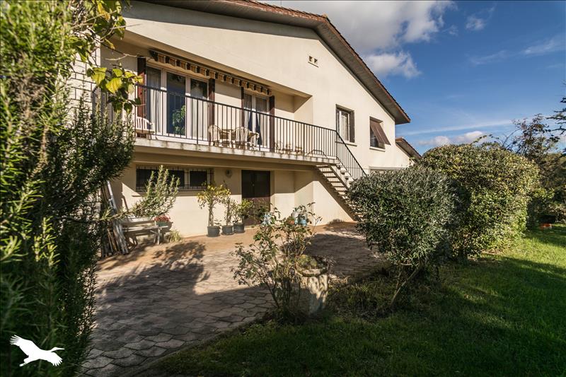 Maison - 6 pièces - 150 m² - AUTERIVE (32)