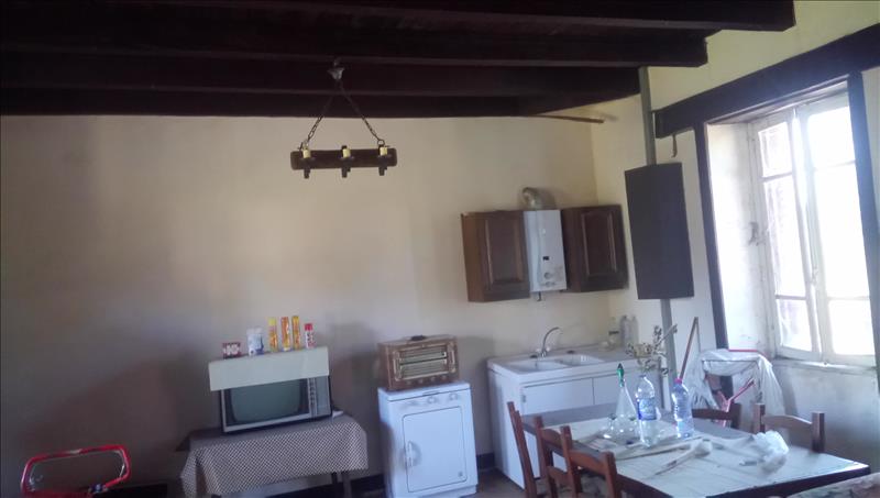 Maison - 3 pièces - 65 m² - GUMOND (19)
