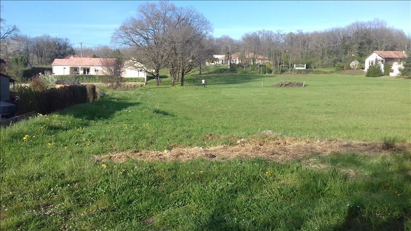 Terrain - 1492 m² - TAURIAC (46)