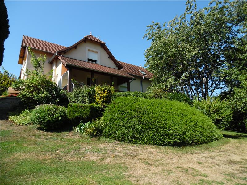 Maison - 9 pièces - 240 m² - LEYME (46)