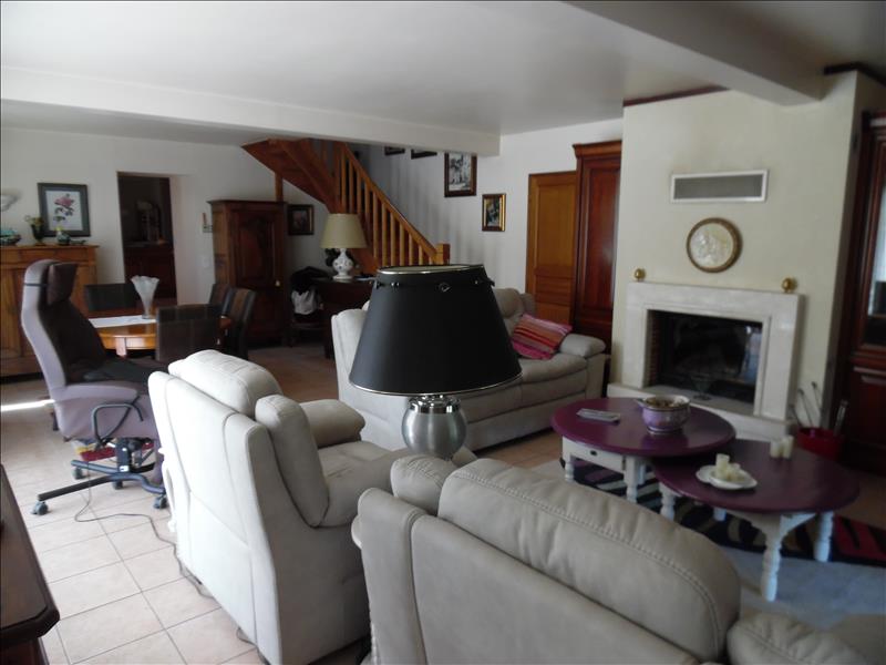 Maison - 9 pièces - 240 m² - LEYME (46)