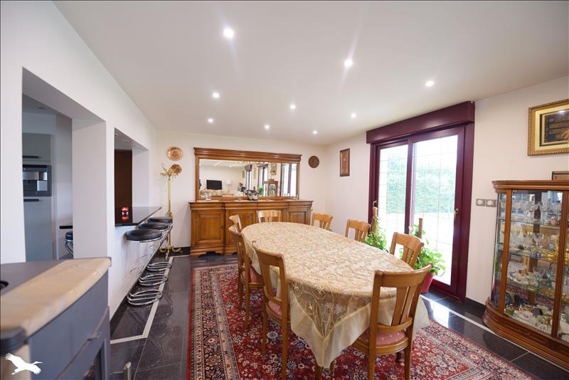 Maison - 6 pièces - 186 m² - ST SULPICE DE POMMERAY (41)