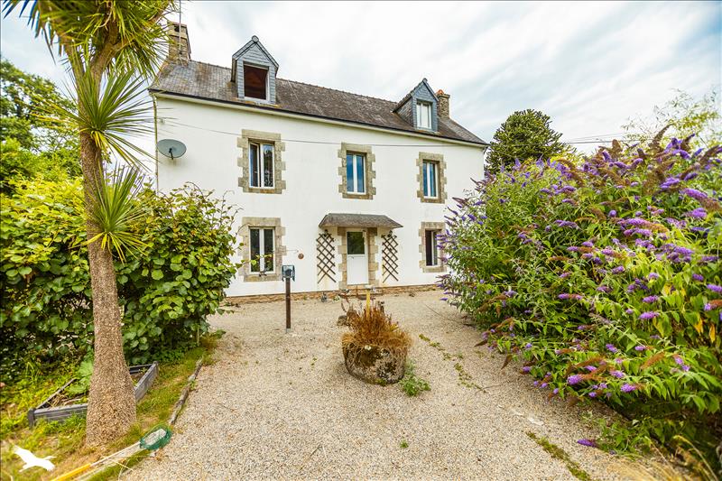 Maison à Vendre à Nesmy Chez Notaire