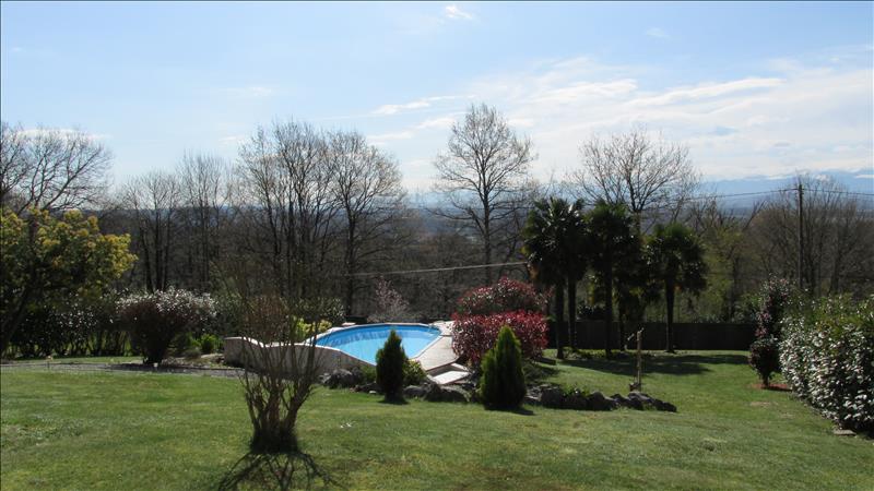 Maison - 11 pièces - 282 m² - ARTHEZ DE BEARN (64)