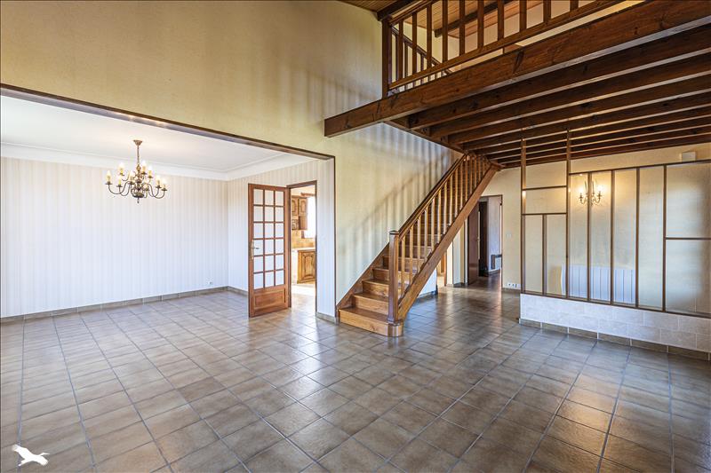 Vente maison St pierre du mont (40280) 5 pièces 160 m² 48380