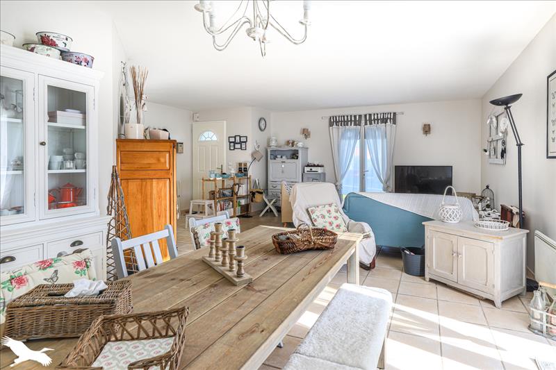 Maison - 4 pièces - 102 m² - VERDELAIS (33)
