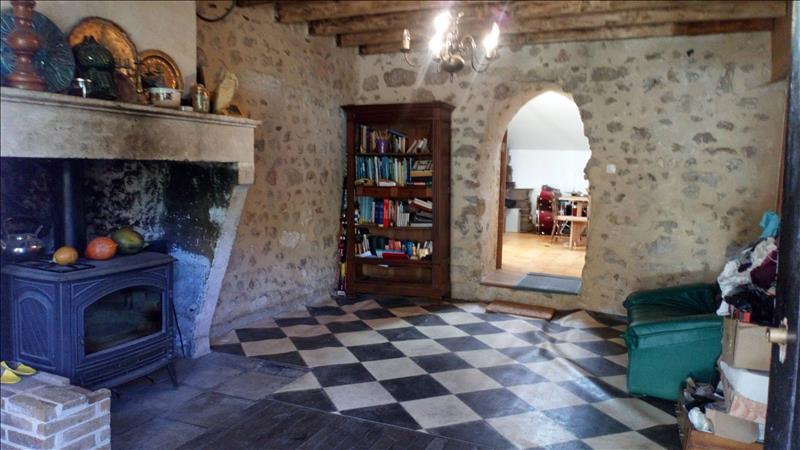 Maison - 4 pièces - 79 m² - ST AULAYE (24)