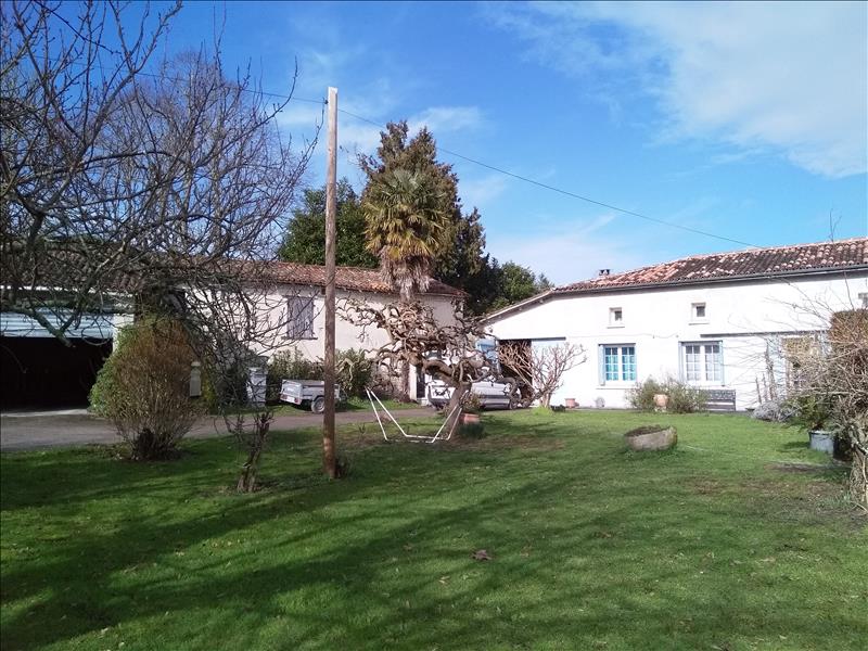 Maison - 6 pièces - 184 m² - VIBRAC (17)