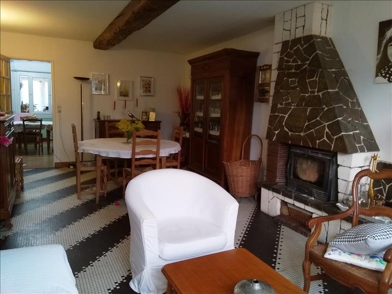 Maison - 6 pièces - 184 m² - VIBRAC (17)